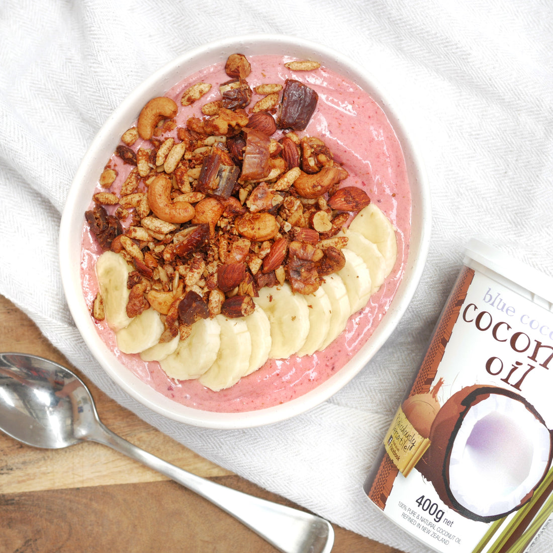 Strawberry Smoothie Bowl with Coconut & Date Muesli